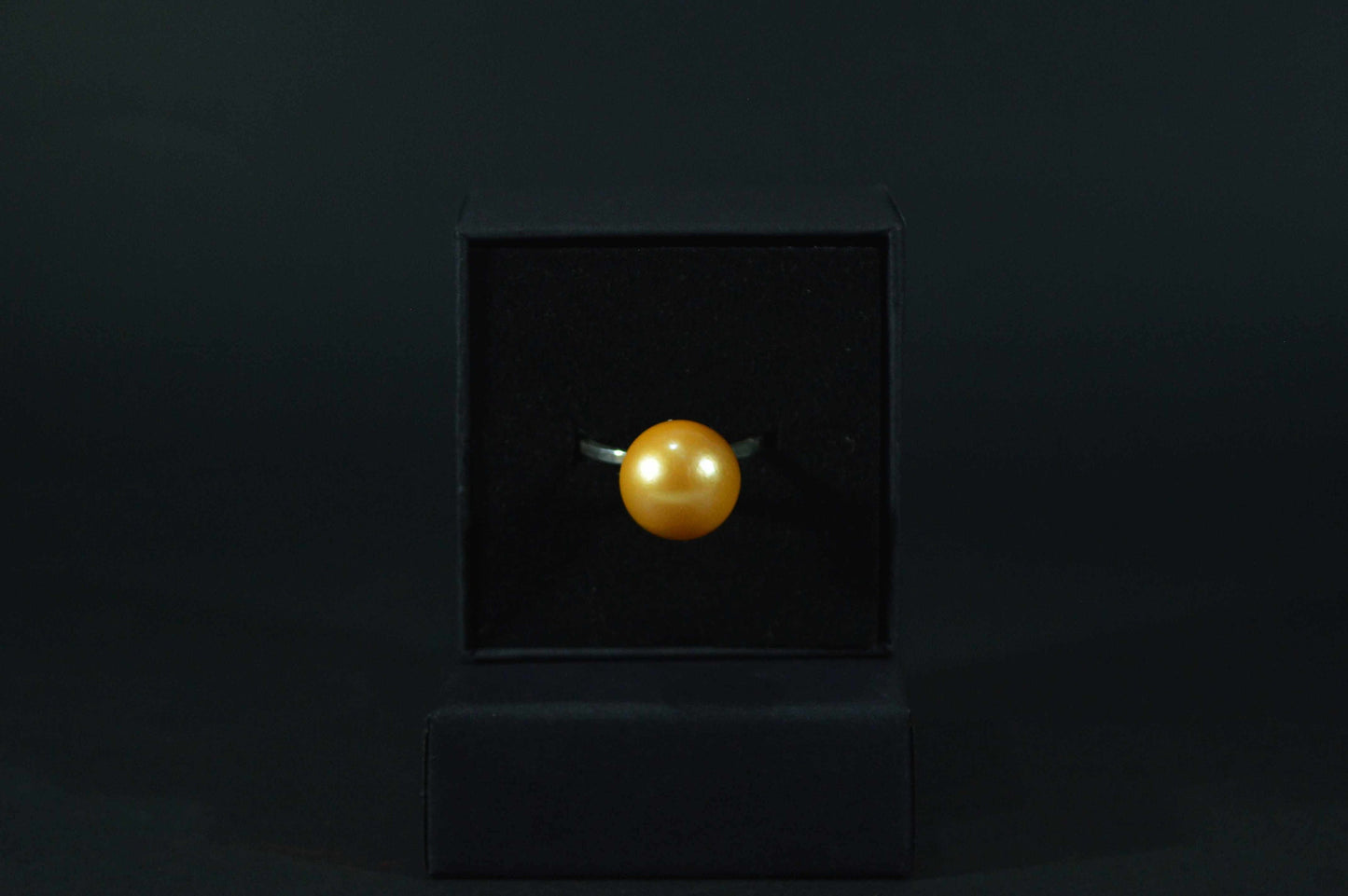 silver pearl ring